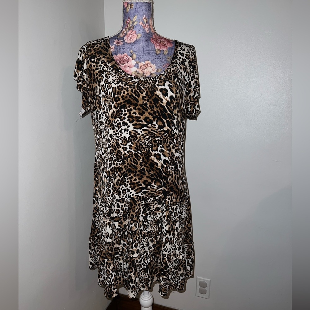 Cheetah Short Sleeve Dress FREE w/ purchase 😌